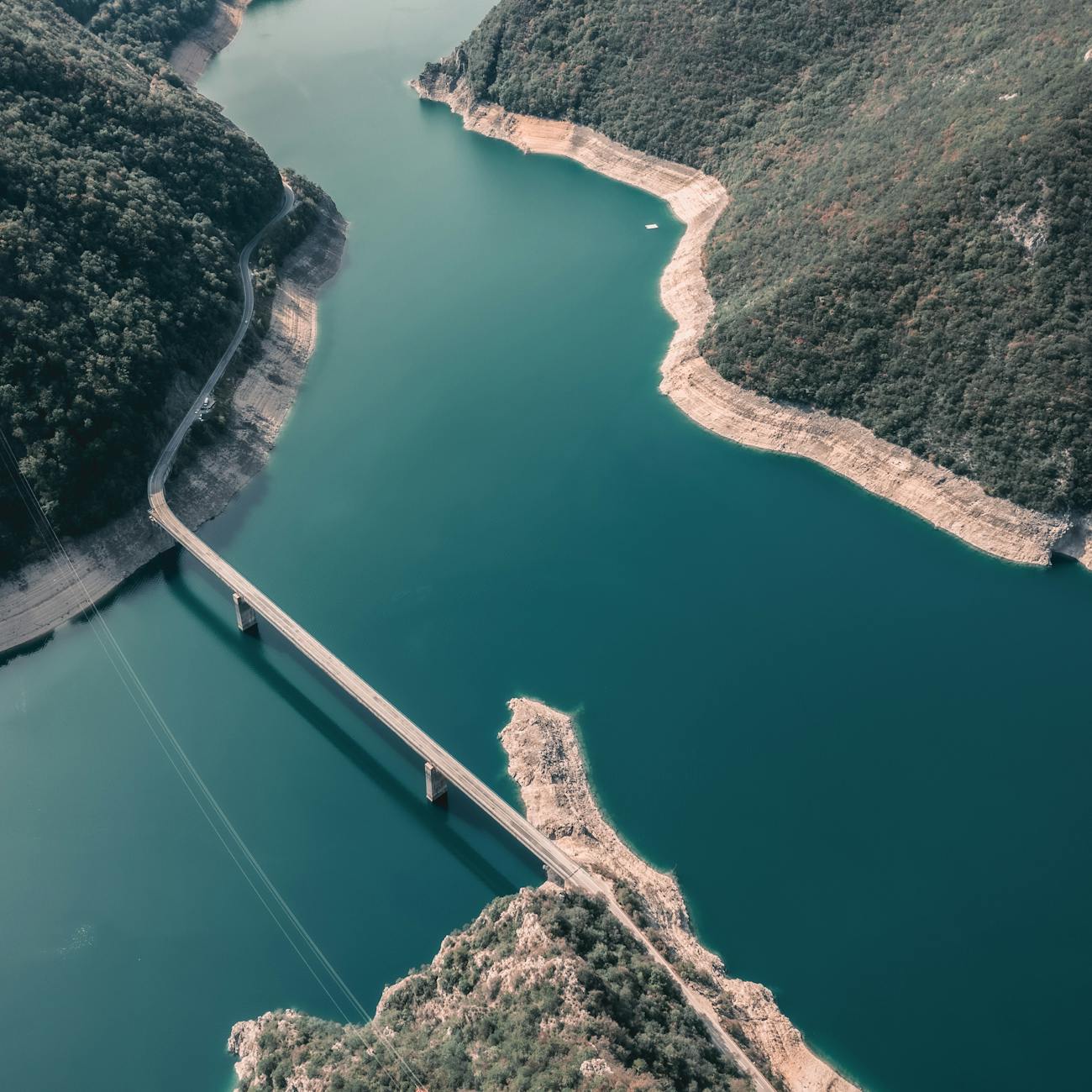 Remote Sensing and GIS in Water Resource Projects