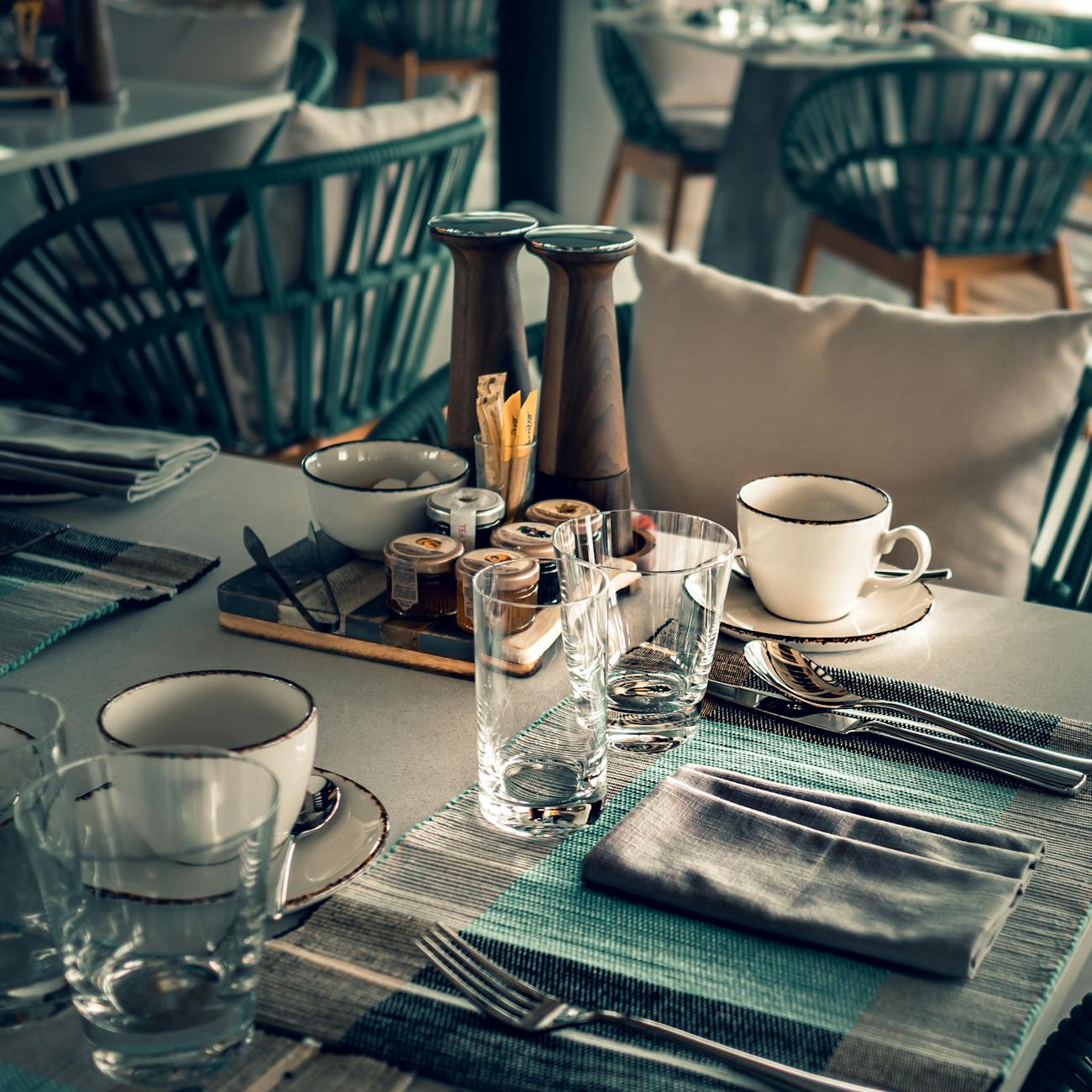 Strategic Leadership in Luxury Hospitality