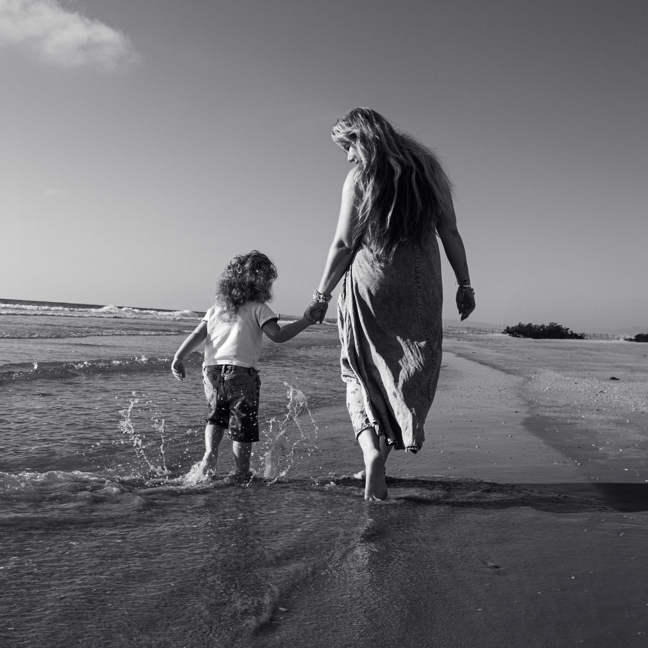 Parent-child Relationships in Surrogacy Contexts