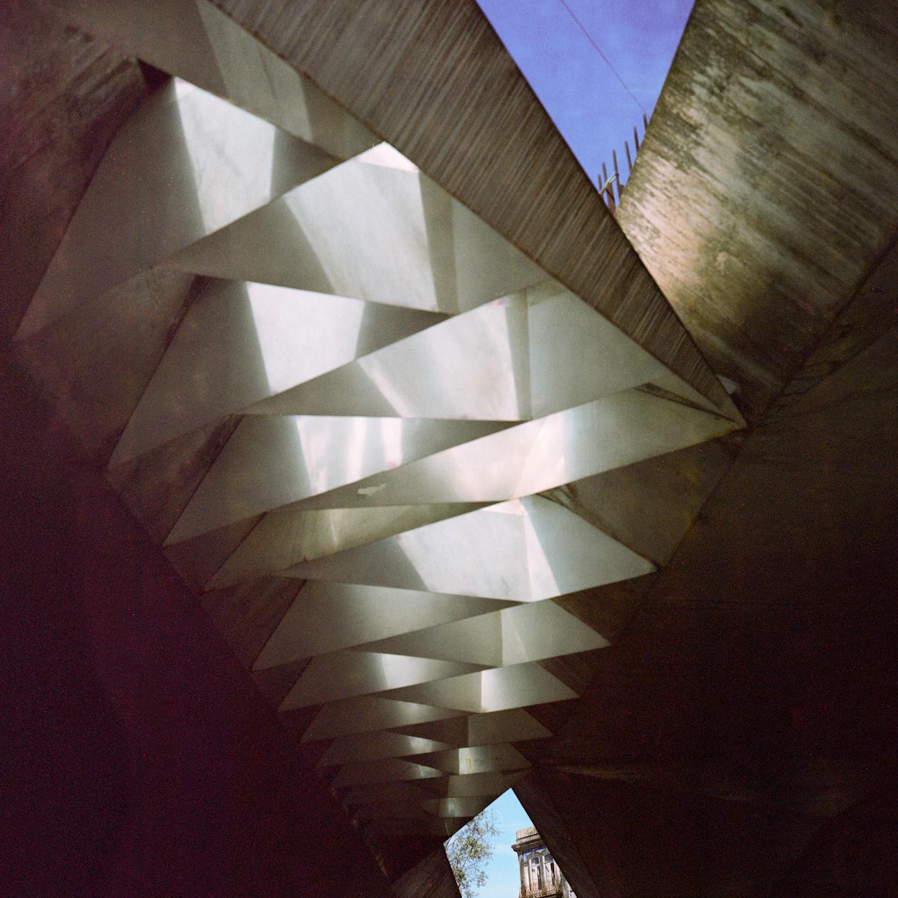 Tunneling and Underground Construction