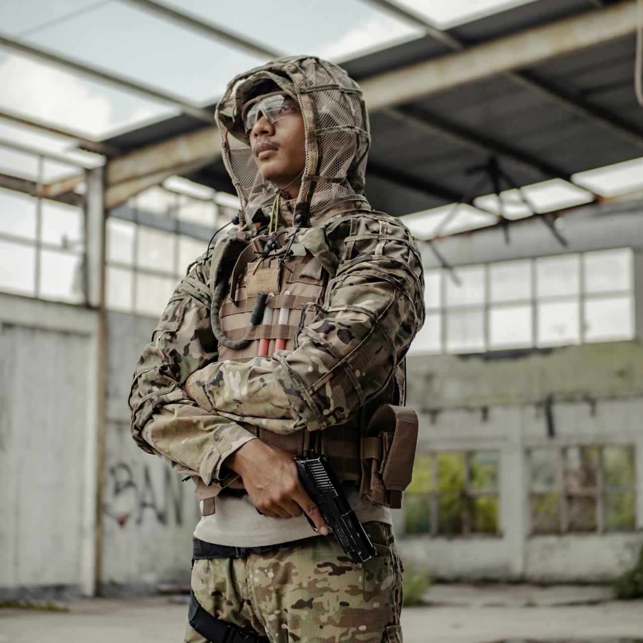 Military Clothing Systems and Design