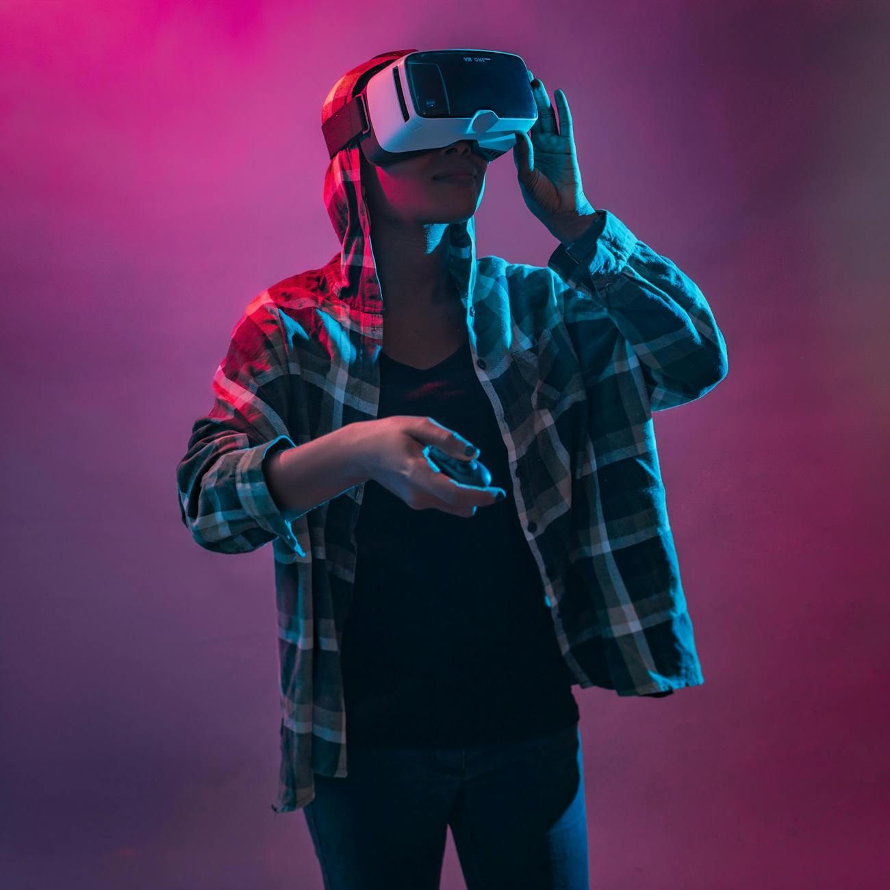 User Experience and Interaction Design in AI-Enhanced Digital Libraries