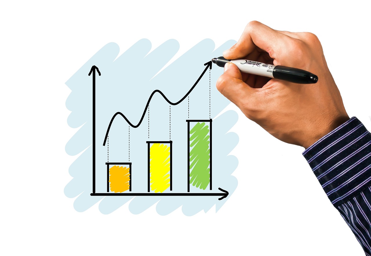Maritime Data Visualization and Communication